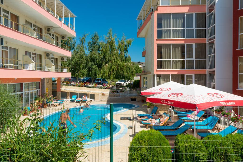 Iris Beach Hotel Sweti Wlas Exterior foto